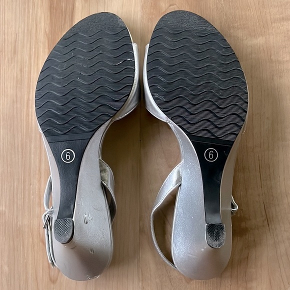 Michael & Bordeaux Silver Cubic Zirconia Slingback Wedge Heel - Picture 8 of 8